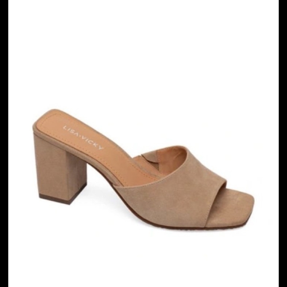 Lisa Vicky Sandals